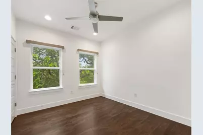 513 W Croslin Street #B, Austin, TX 78752 - Photo 24