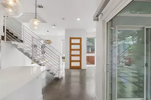 513 W Croslin St, Austin, TX 78752 - Photo 18