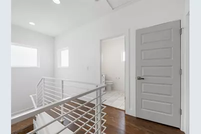 513 W Croslin Street #B, Austin, TX 78752 - Photo 20