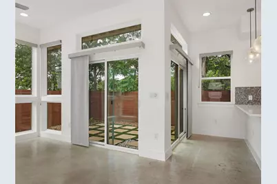 513 W Croslin Street #B, Austin, TX 78752 - Photo 12