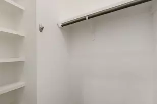 513 W Croslin St, Austin, TX 78752 - Photo 32