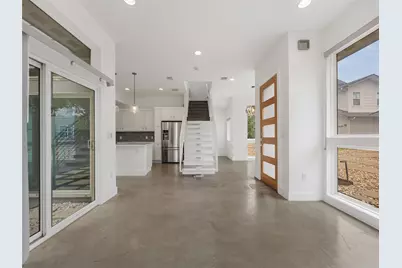 513 W Croslin Street #B, Austin, TX 78752 - Photo 8