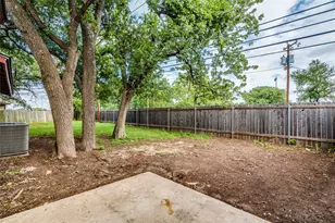 1306 Glenda Dr, Round Rock, TX 78681 - Photo 18