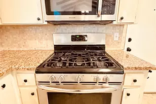 103 Prince Dr, Austin, TX 78752 - Photo 10