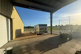 2520 Hwy 304, Smithville, TX 78957 - Photo 22