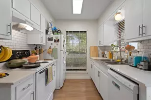 2714 Thrushwood Dr, Austin, TX 78757 - Photo 26