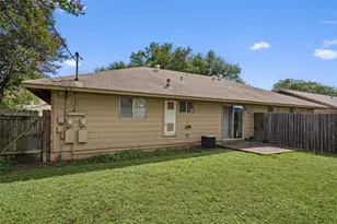 2714 Thrushwood Dr, Austin, TX 78757 - Photo 20