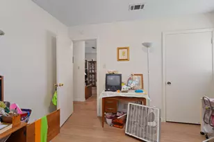 2714 Thrushwood Dr, Austin, TX 78757 - Photo 14