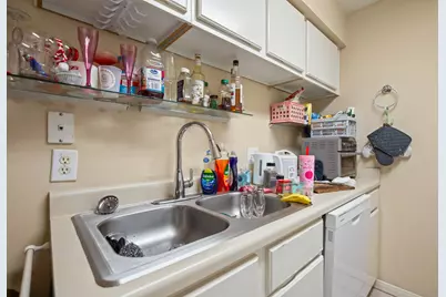 501 W 26th Street #304, Austin, TX 78705 - Photo 4