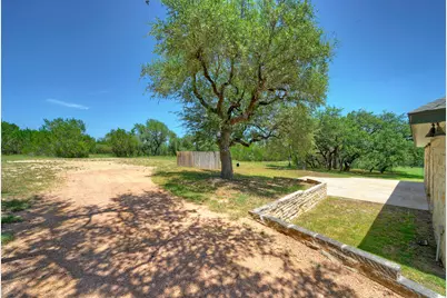 12225 Triple Creek Circle, Dripping Springs, TX 78620 - Photo 34