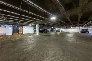 501 W 26th St, Austin, TX 78705 - Photo 28