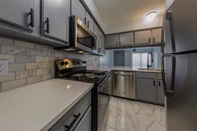 501 W 26th Street #103, Austin, TX 78705 - Photo 6