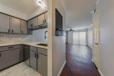 501 W 26th Street #103, Austin, TX 78705 - Photo 2