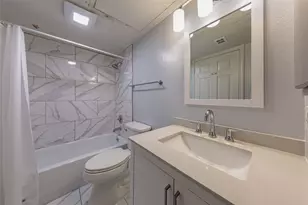 501 W 26th St, Austin, TX 78705 - Photo 20