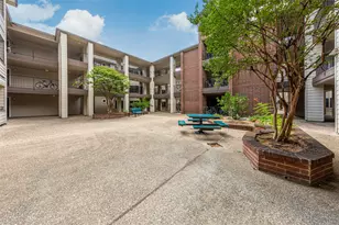 501 W 26th St, Austin, TX 78705 - Photo 26