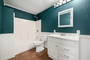 1748 Ohlen Rd, Austin, TX 78757 - Photo 30