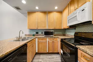 1748 Ohlen Rd, Austin, TX 78757 - Photo 12