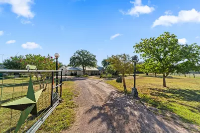 285 Triple Creek Road, Fredericksburg, TX 78624 - Photo 4