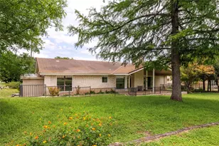 611 Lido St, Lakeway, TX 78734 - Photo 28