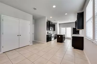 245 E Broade Street, Leander, TX 78641 - Photo 12