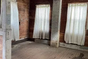 505 S Ave C Ave, Elgin, TX 78621 - Photo 8