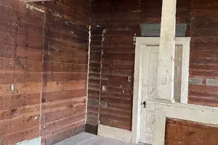 505 S Ave C Ave, Elgin, TX 78621 - Photo 10