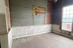 505 S Ave C Ave, Elgin, TX 78621 - Photo 14