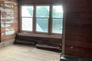 505 S Ave C Ave, Elgin, TX 78621 - Photo 18