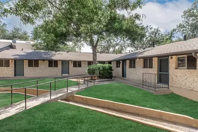 609 E 45th Street #104, Austin, TX 78751 - Photo 14