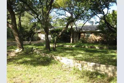 5904 Burlington Court, Austin, TX 78727 - Photo 2
