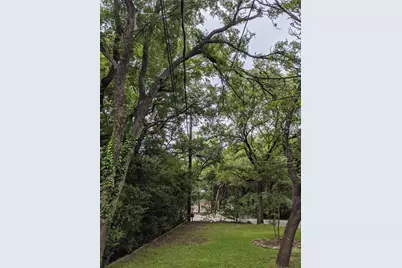 5904 Burlington Court, Austin, TX 78727 - Photo 16