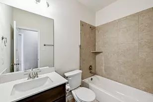 7801 Turnback Ledge Trail, Lago Vista, TX 78645 - Photo 20