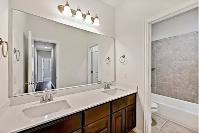 7801 Turnback Ledge Trail, Lago Vista, TX 78645 - Photo 30