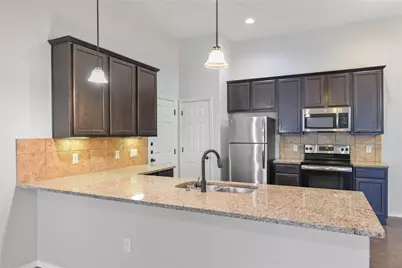 265 Joanne Loop #B, Buda, TX 78610 - Photo 6