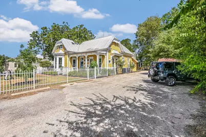 1002 Chestnut Street #D, Bastrop, TX 78602 - Photo 22