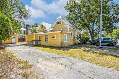 1002 Chestnut Street #D, Bastrop, TX 78602 - Photo 12