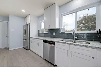 827 Briarcliff Drive, San Antonio, TX 78213 - Photo 8