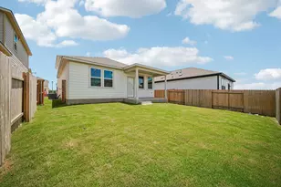 249 Firefox Wy, Jarrell, TX 76537 - Photo 32
