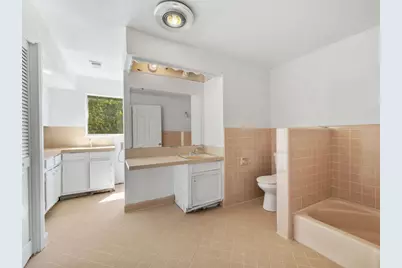 15803 Wildwood Trail, Austin, TX 78734 - Photo 14