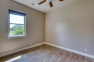 804 Four Oaks Ln, Marble Falls, TX 78654 - Photo 12