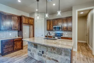 804 Four Oaks Ln, Marble Falls, TX 78654 - Photo 8