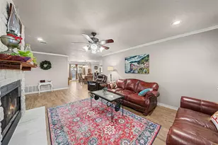 1601 Sunset Cir, Cameron, TX 76520 - Photo 10