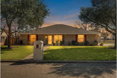 1601 Sunset Circle, Cameron, TX 76520 - Photo 1