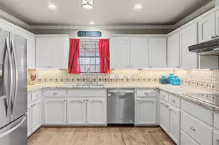 1601 Sunset Cir, Cameron, TX 76520 - Photo 16