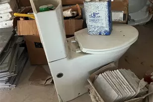 112 W Ila St, Elgin, TX 78621 - Photo 18