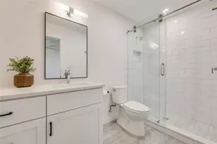 1707 Fawn Dr, Austin, TX 78741 - Photo 26