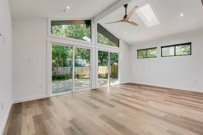 1707 Fawn Drive, Austin, TX 78741 - Photo 4