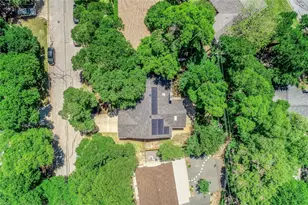 1707 Fawn Dr, Austin, TX 78741 - Photo 38