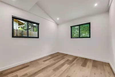 1707 Fawn Drive, Austin, TX 78741 - Photo 24