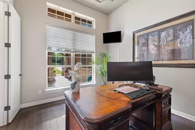 210 Lake Como Drive, Lakeway, TX 78734 - Photo 10